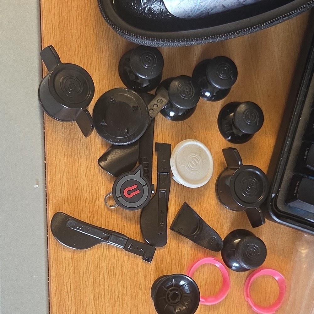 SCUF Custom Controller Bundle Micro USB with Carrying Case, Thumbsticks, Paddles