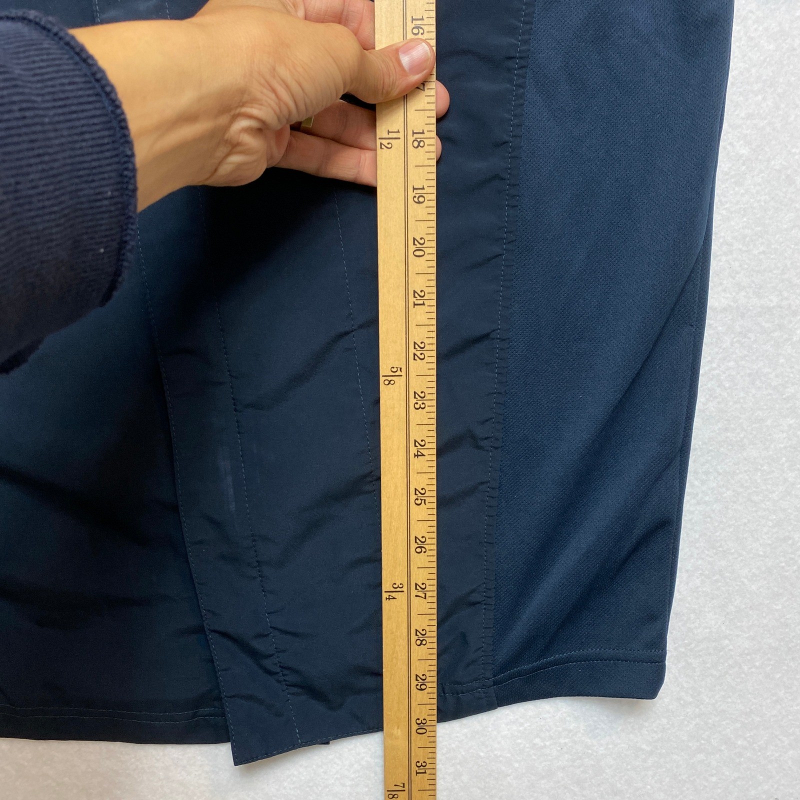 Chick fil A Team Style Chef Jacket Uniform Mens Size M Navy Blue Short Sleeve