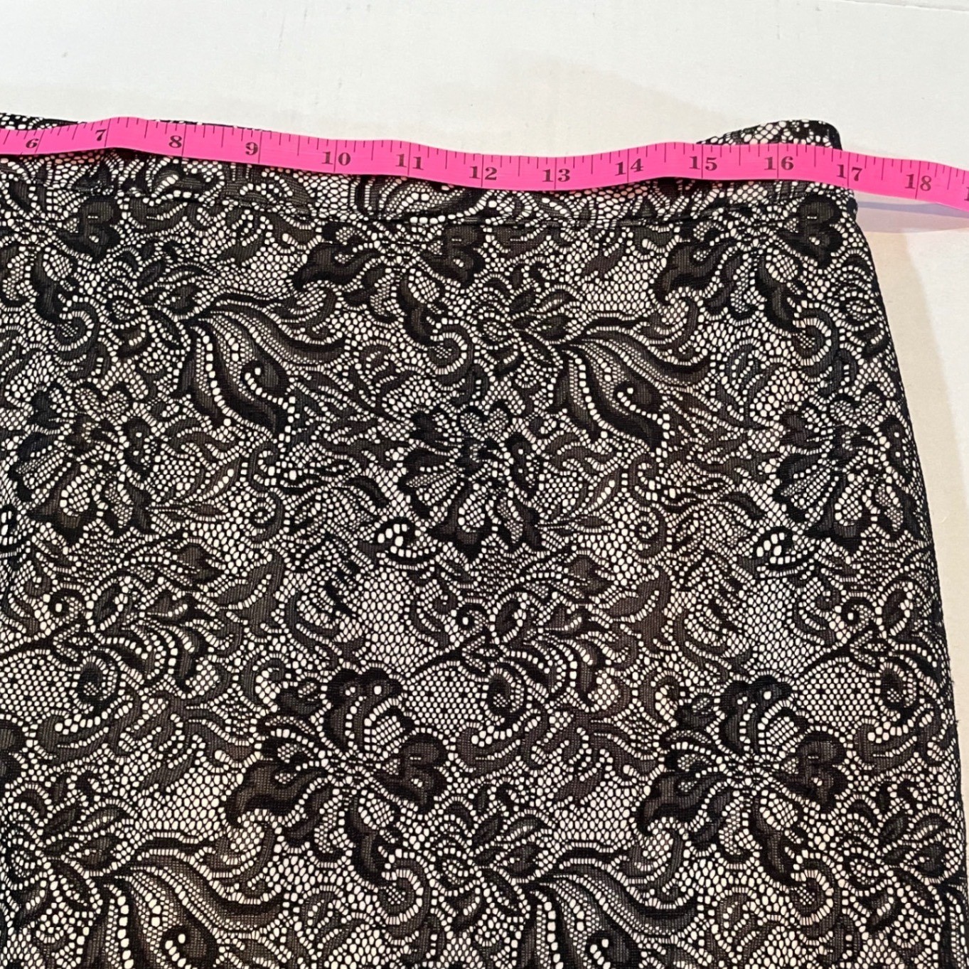 The Limited Womens Black Cream Floral Lace Pencil Skirt Size 14 Lined Back Zip