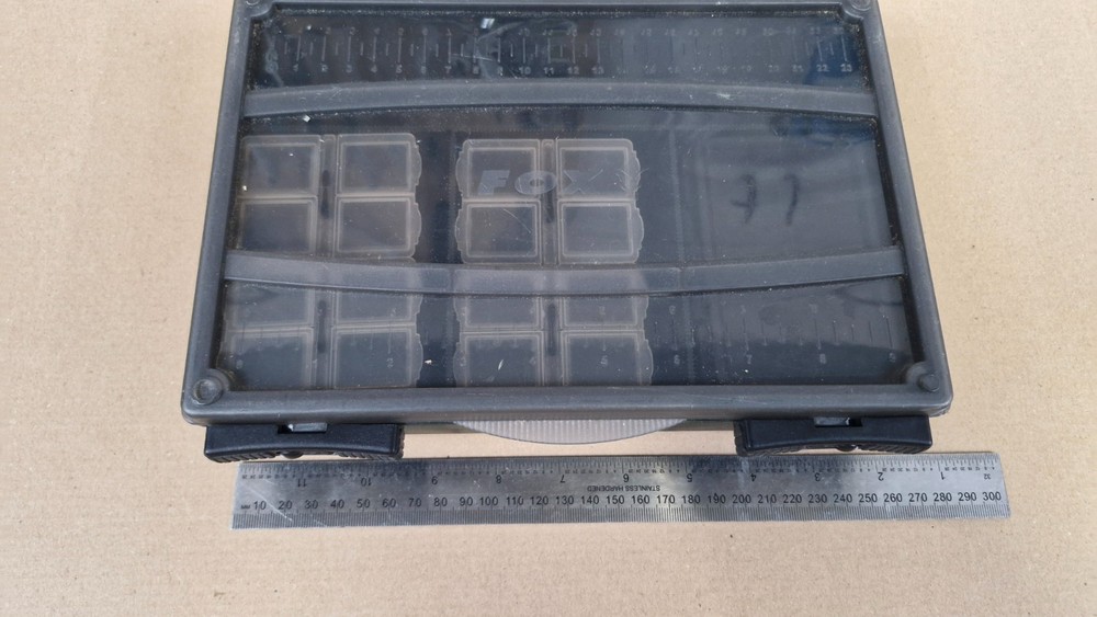 Fox Deluxe Medium Single F-Box