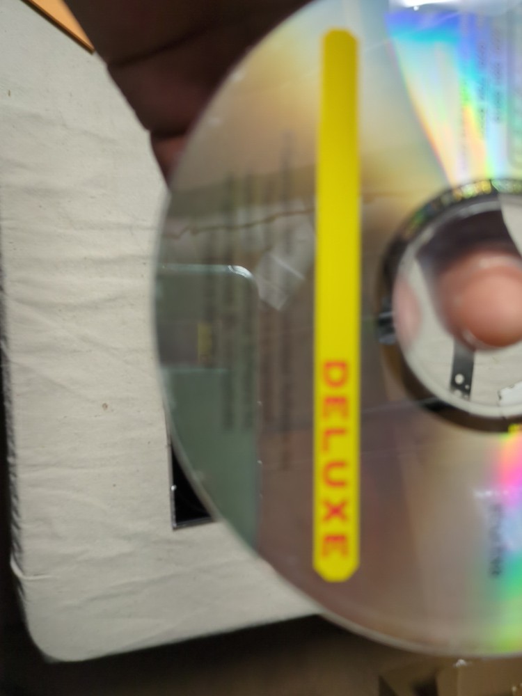 Typing Instructor Deluxe.( 2002 Individual Software).