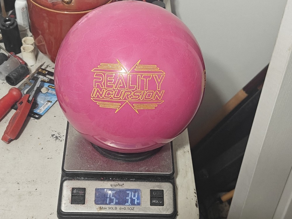 15lb 900 NNB 900 Global Reality Incursion Bowling Ball