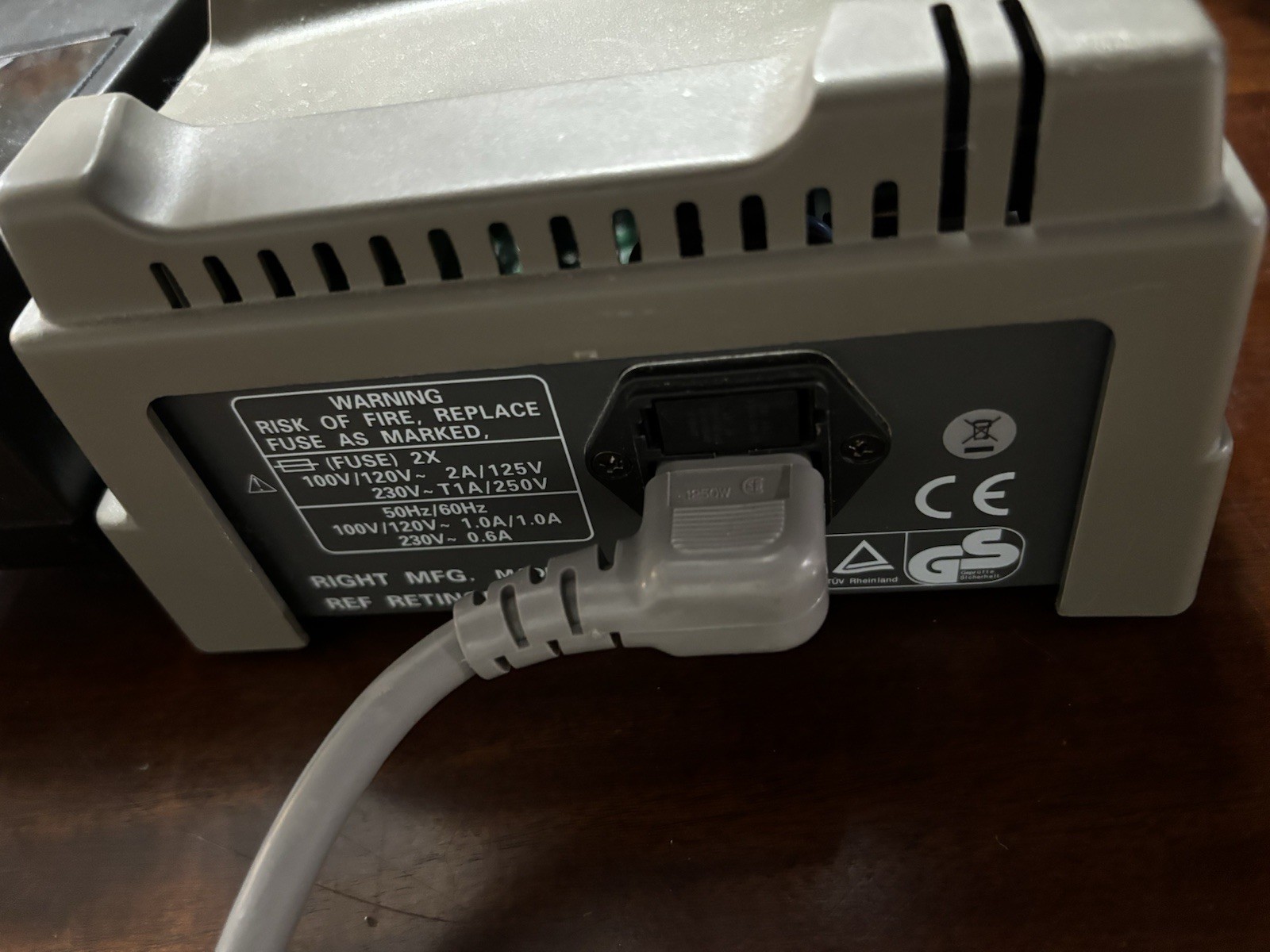 Righton Nikon Retinomax 2 autorefractor + charger & Printer - Needs New Battery