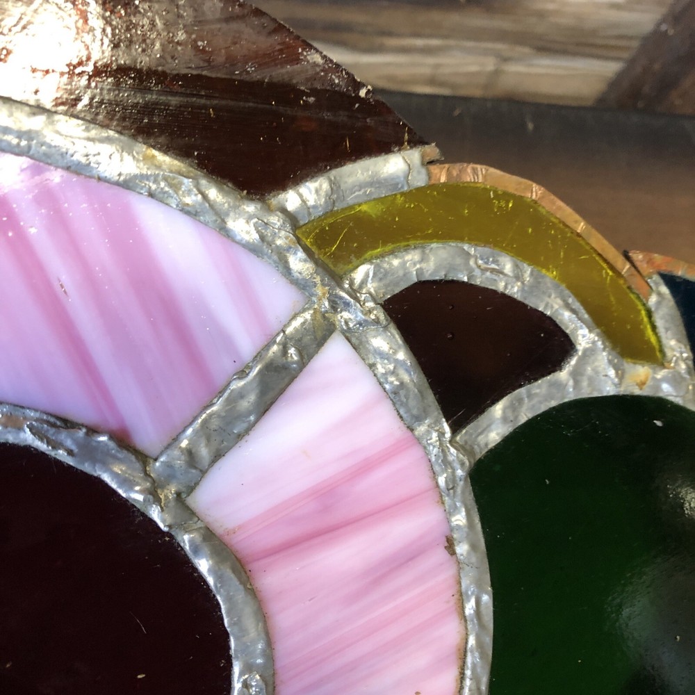 Vintage Stained Glass Oval Shape Design