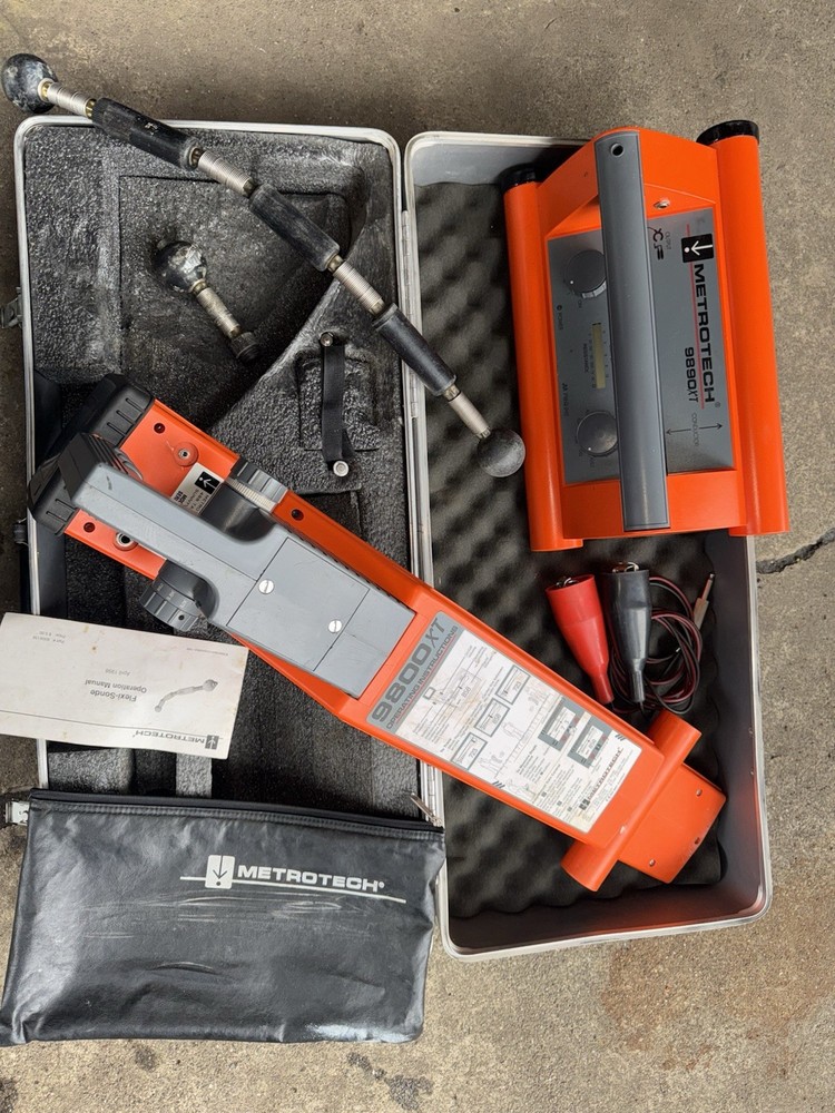Metrotech 9800xt Underground Pipe Cable Locator System