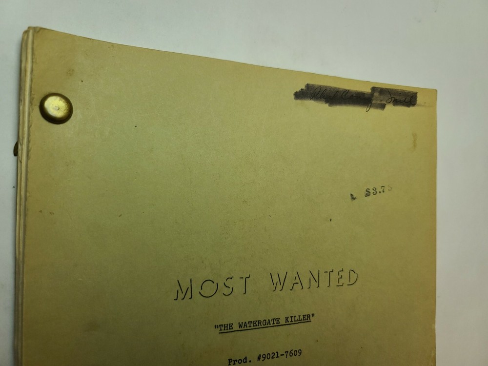 MOST WANTED / Elroy Schwartz 1976 Script, Robert Stack "The White Collar Killer"