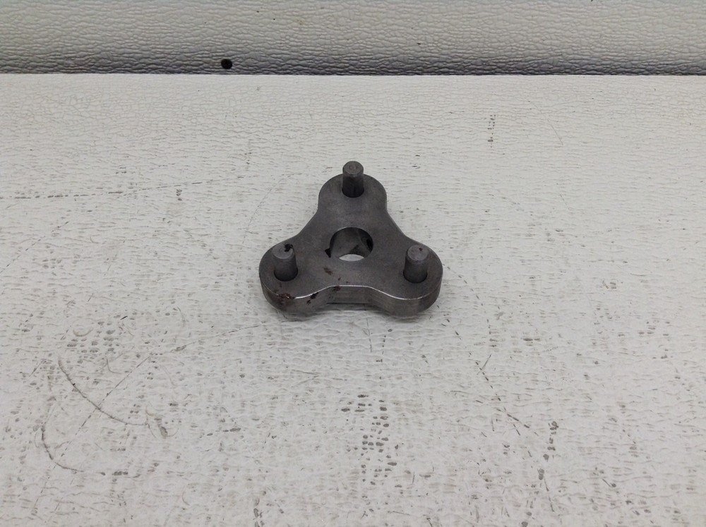 Bobcat 2500020 Spider Bracket New (TSC)