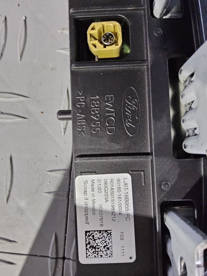 2020 Ford Escape Front 8.0" Display Screen