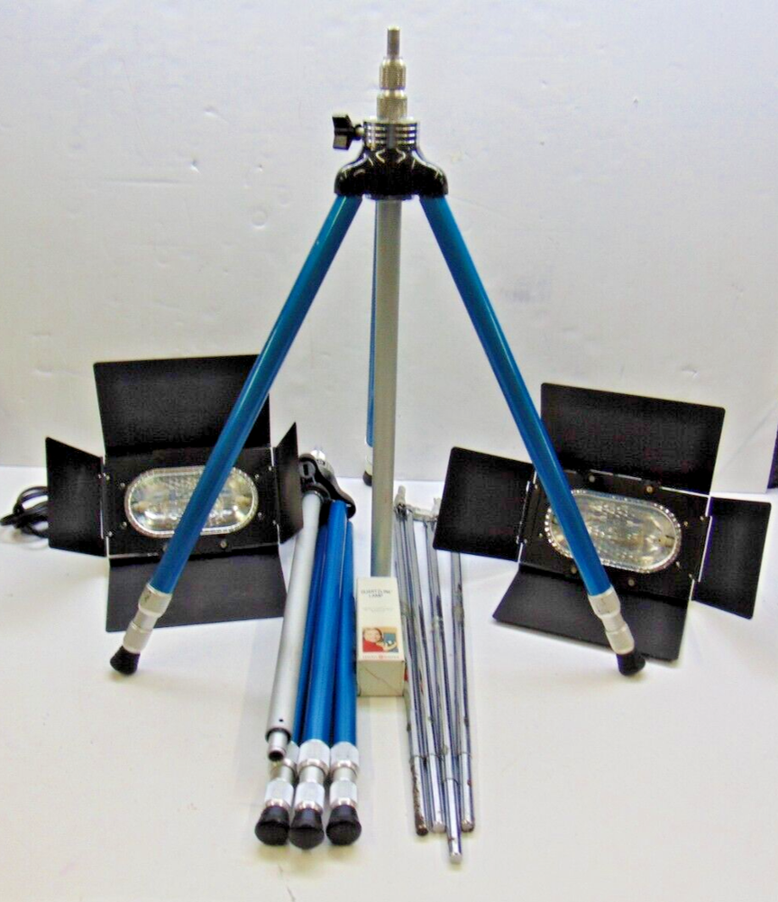 Quartz Studio Lite set 2 Studio Lights original box 710SL lights One tripod