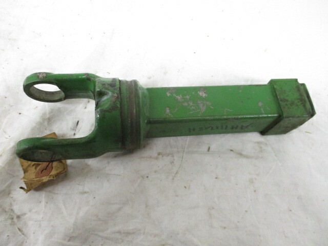 John Deere Yoke (AH11168)