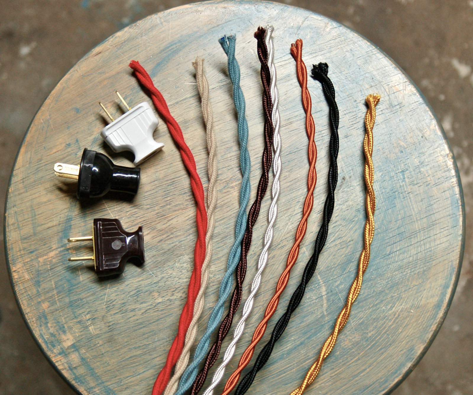 8' Twisted Cloth Covered Wire & Plug, Vintage Light Rewire Kit, Lamp Cord, rayon