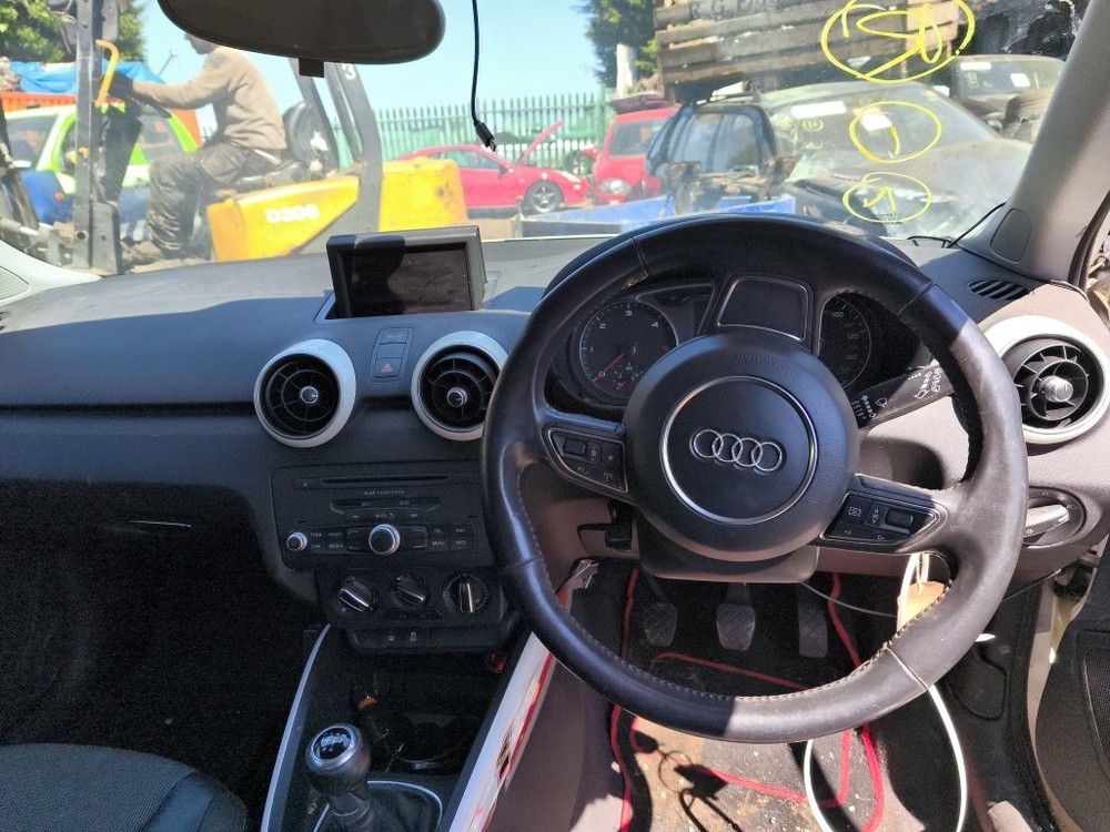 AUDI A1  2010-2015 STEERING COLUMN
