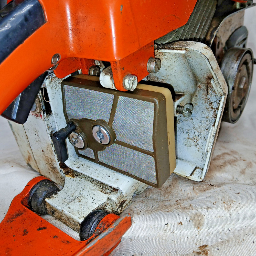 STIHL CHAINSAW, MODEL 031AV ELECTRONIC, PROJECT SAW, HAS SPARK & COMPRESSION