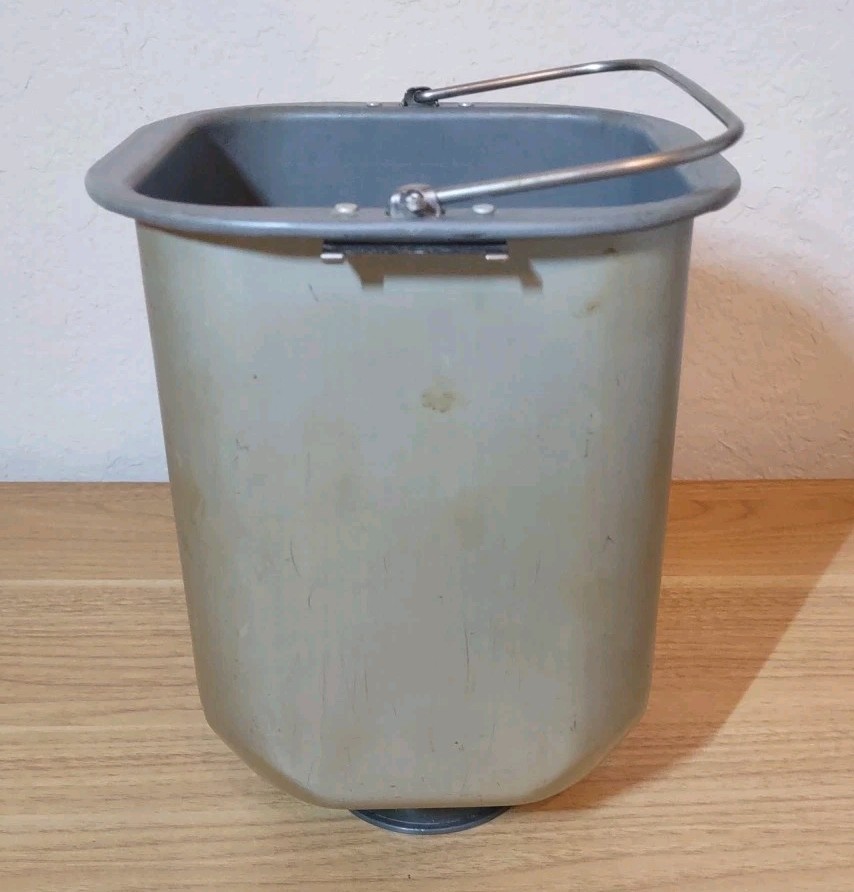 Hitachi Automatic Bread Maker Home Bakery Machine HB-B101...TESTED
