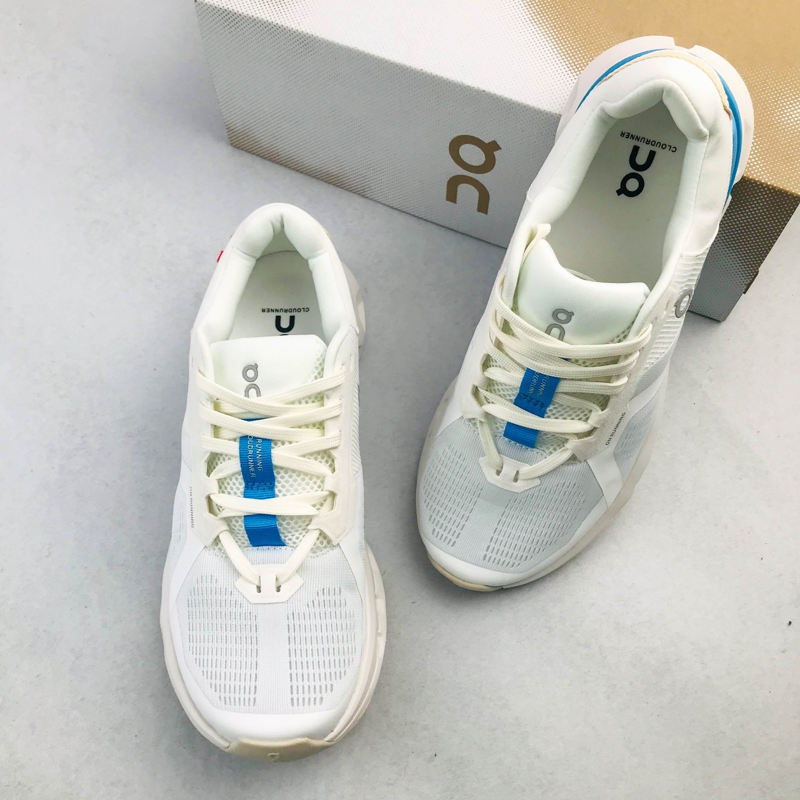 ON Cloudrunner 2 Bule Running Shoes Support Cushion Superfoam Sneakers US 6-9