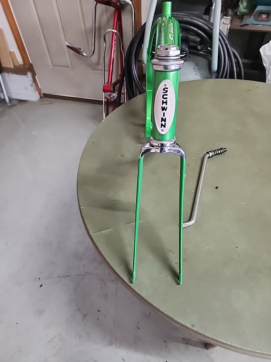 1966 SCHWINN STINGRAY LIME GREEN FRAME FORK + CHAINGUARD NICE SHAPE REPAINT L$$K