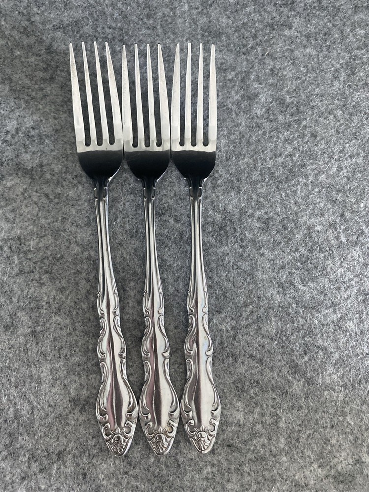 3 TOWLE/SUPREME CUTLERY STAINLESS FLATWARE, "PIERRE" PATTERN DINNER FORKS