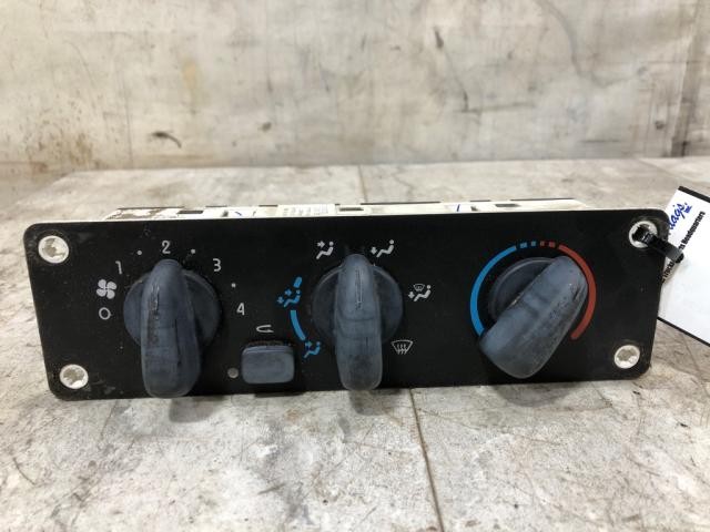 Freightliner M2 106 Heater A/C Temperature Controls - Used