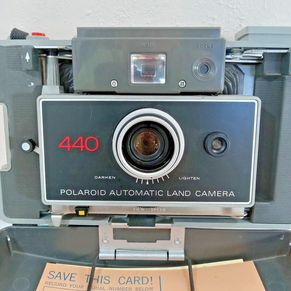 Polaroid 440 Automatic Land Camera