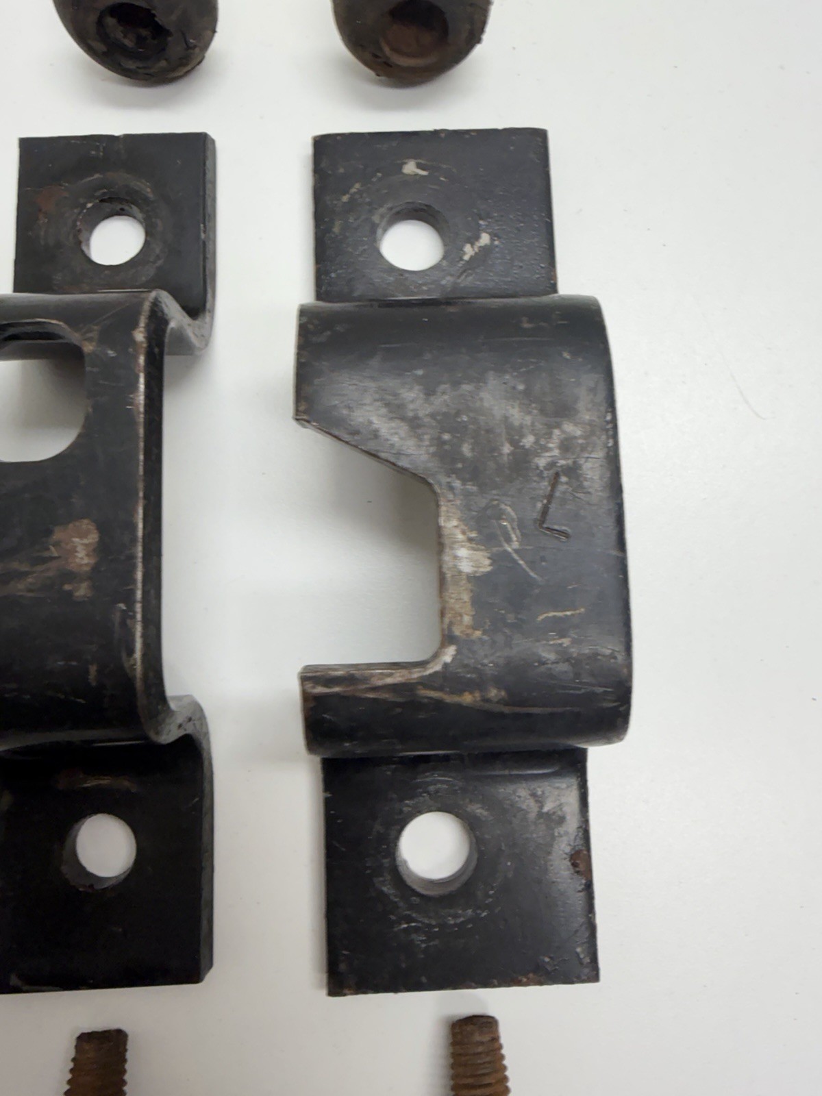 92 - 07 FORD VAN ECONOLINE E SERIES CLUB WAGON BENCH SEAT MOUNTING BRACKETS B40