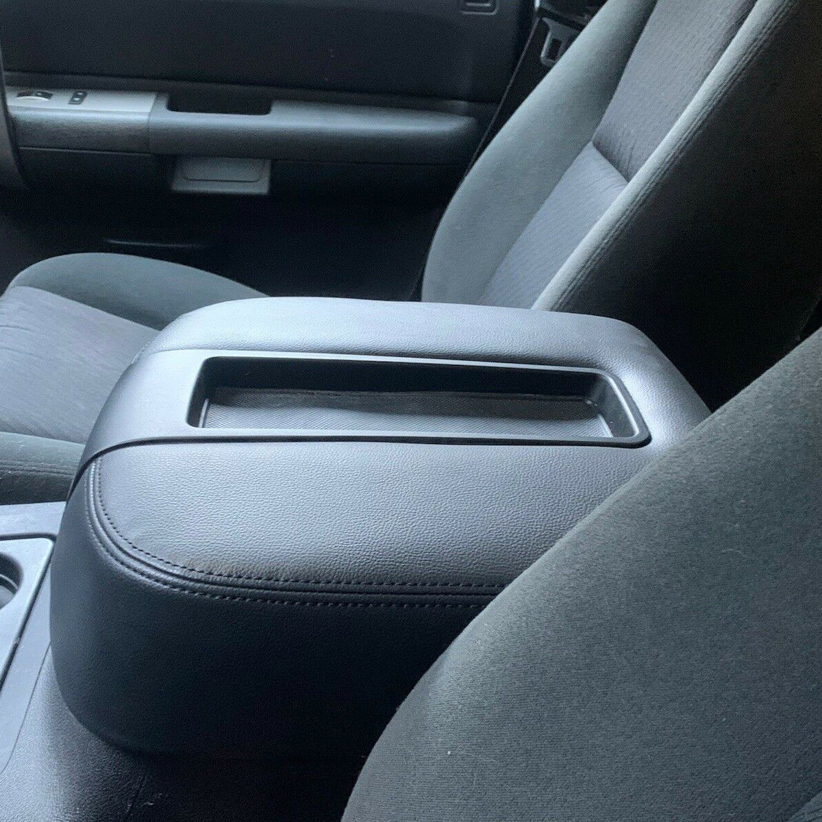 Black Center Console Armrest Lid Fit For 07-14 Tahoe Silverado GMC Yukon Sierra