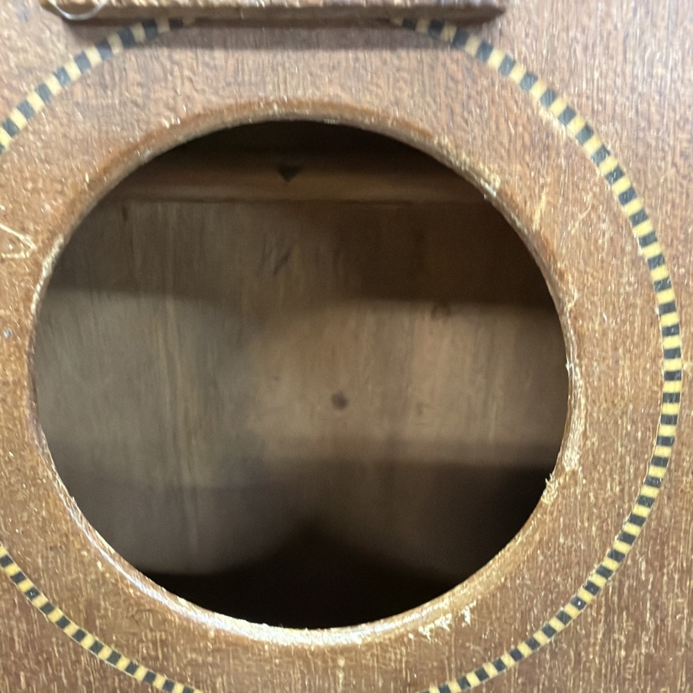 Vintage Baritone/tenor Ukulele