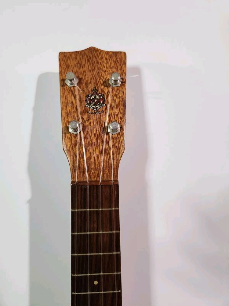 Ukulele Duke Kahanamoku Pineapple Rare