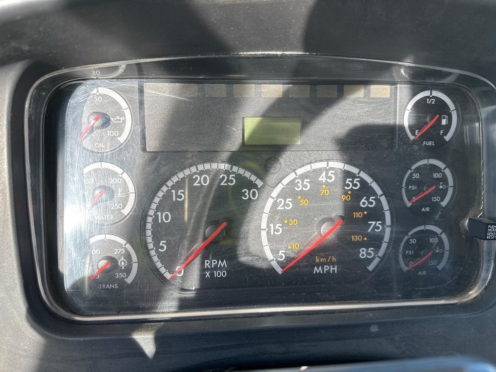2002-2011 Freightliner B2 Speedometer Instrument Cluster - Used