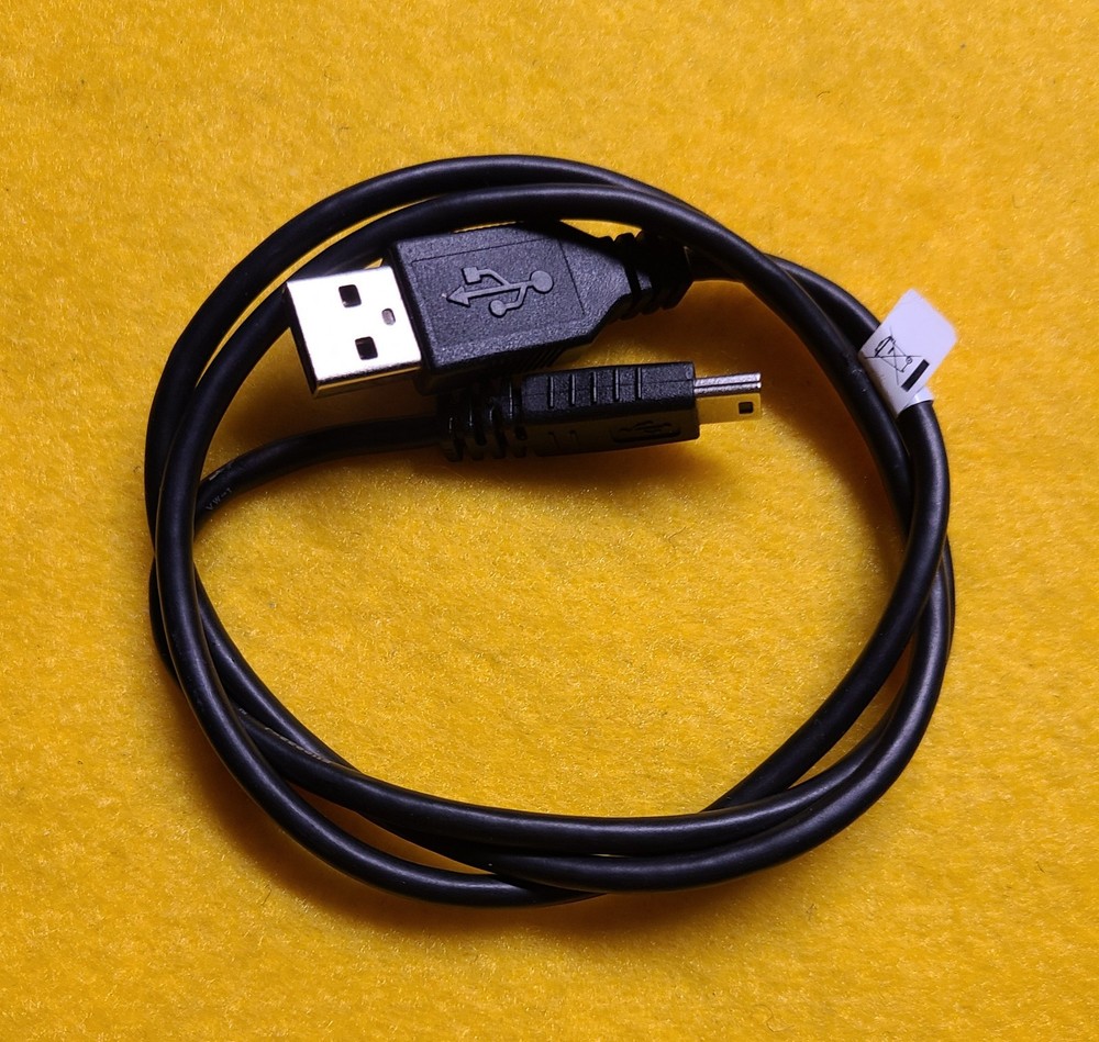 Texas Instruments TI-84 Plus C Silver Ed. Graphing Calculator + Mini USB ~ NICE!