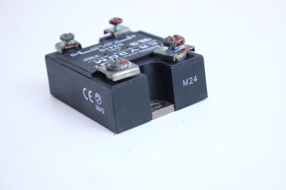 Crydom Solid State Relay - Model D2410 Excellent working pull.