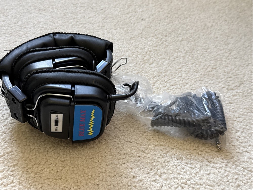 White Eagle Programmable Professional Mpc Metal Detector w/Headset & Bag