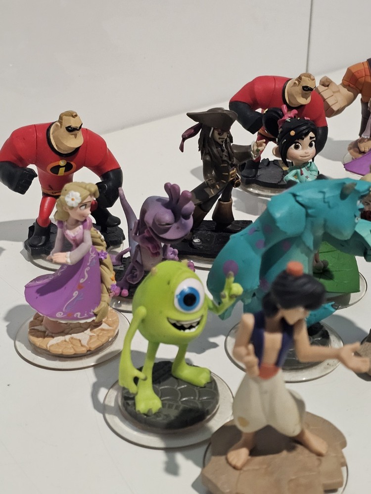 Disney Infinity Figure Bundle – Mixed Characters – Sold As Is / Untested
