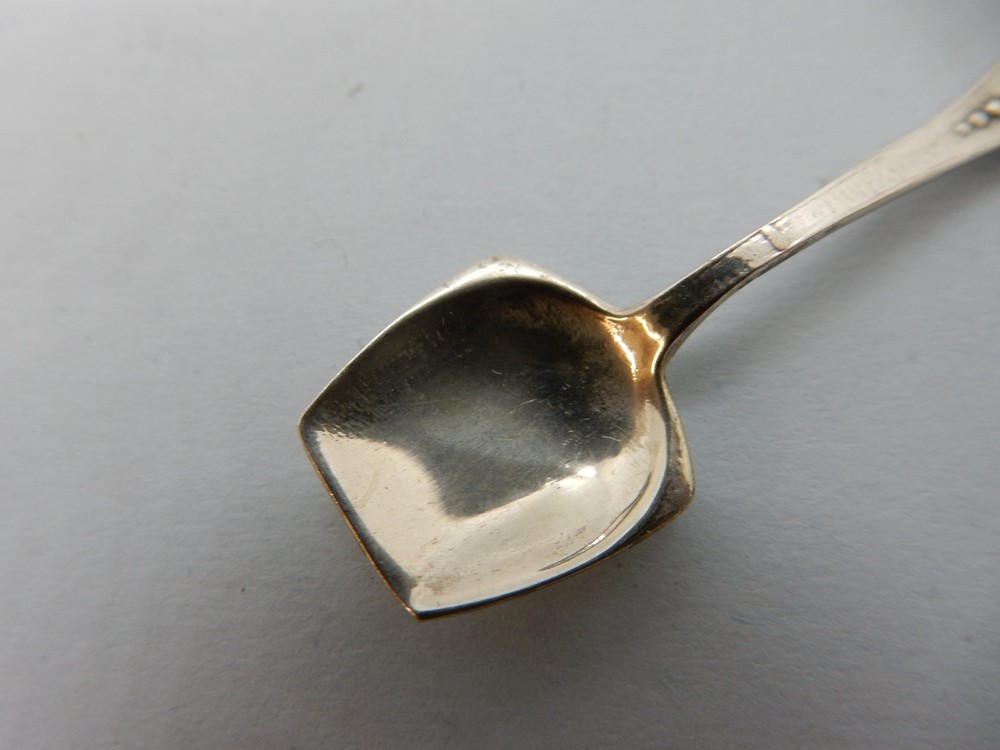 Norwegian 830 grade SILVER Salt Spoon. LONGSHIP. c6cm