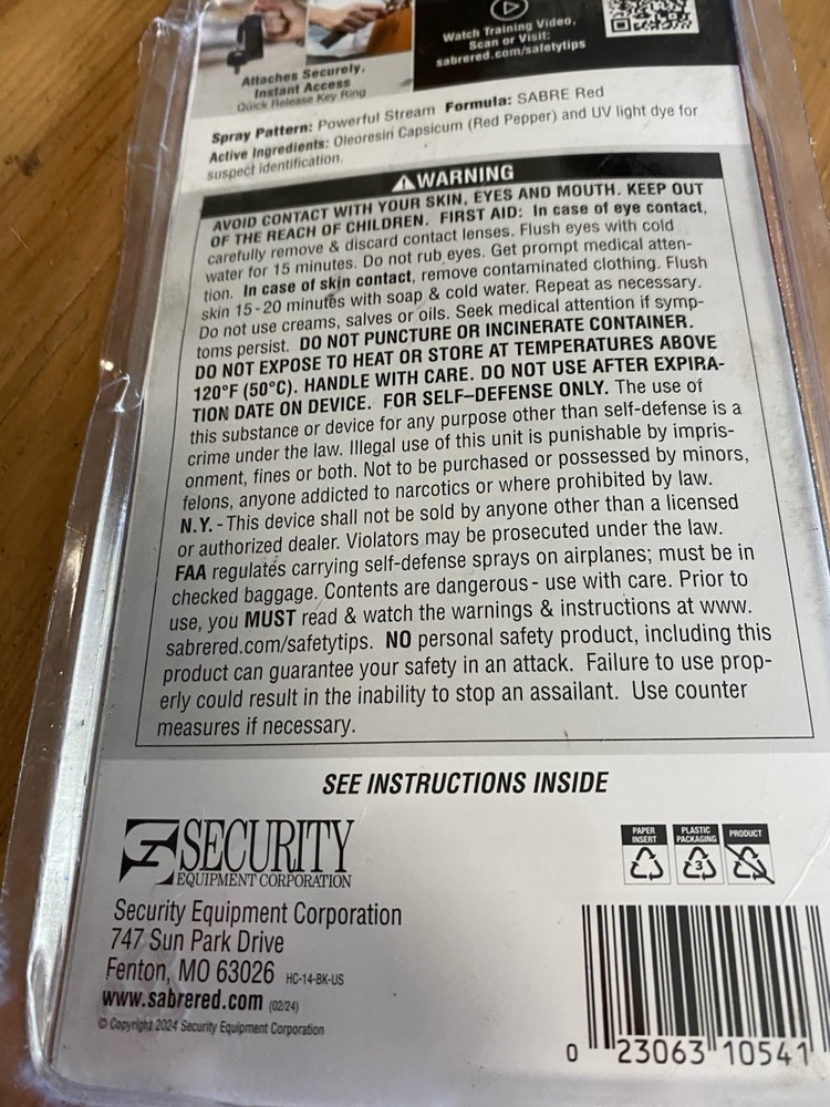 Sabre Pepper Spray with Quick Release Key Ring - Black - UV Dye