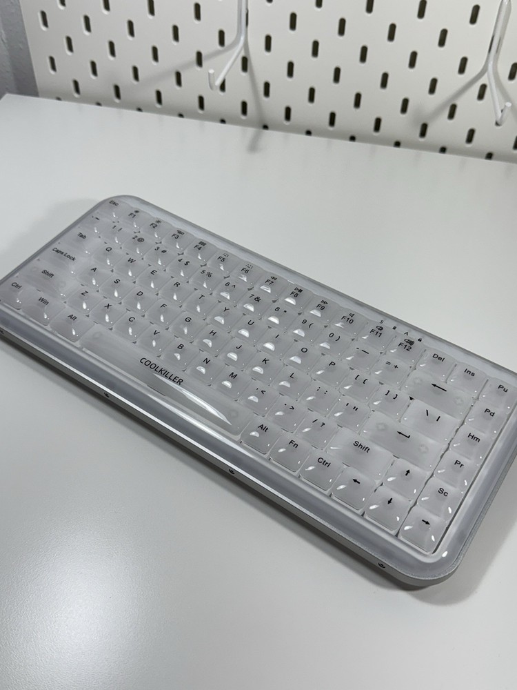 COOLKILLER Balloon84 Compact Keyboard Illuminated Wired USB White QWERTY Layout