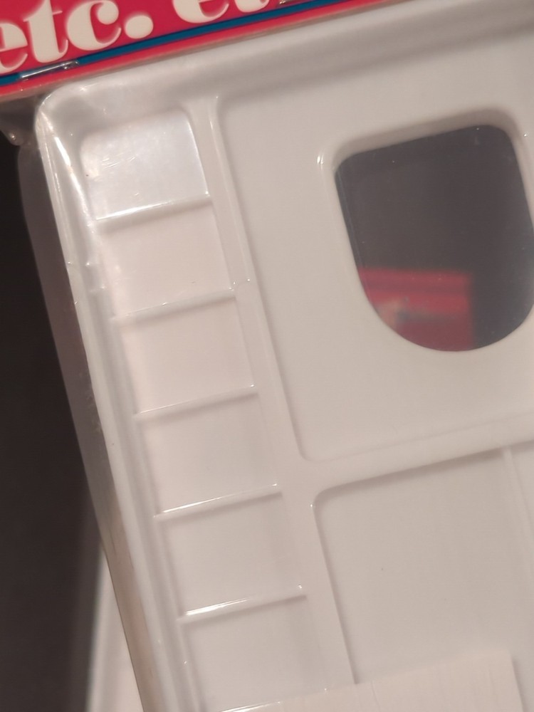 Plastic Rectangular Art Paint Mixing Tray with Wells