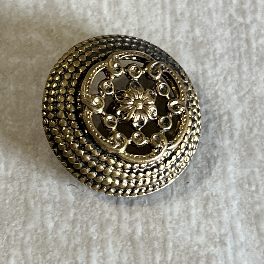 10 Antique Metal Buttons 3 Patterns