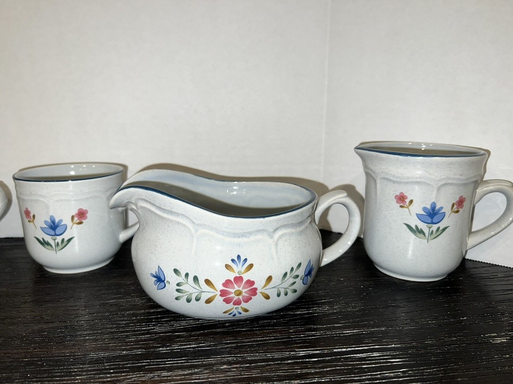 Inter-National Stoneware Japan