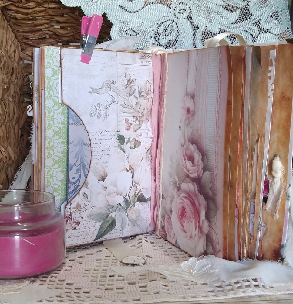 Eclectic Shabby Junk Journal