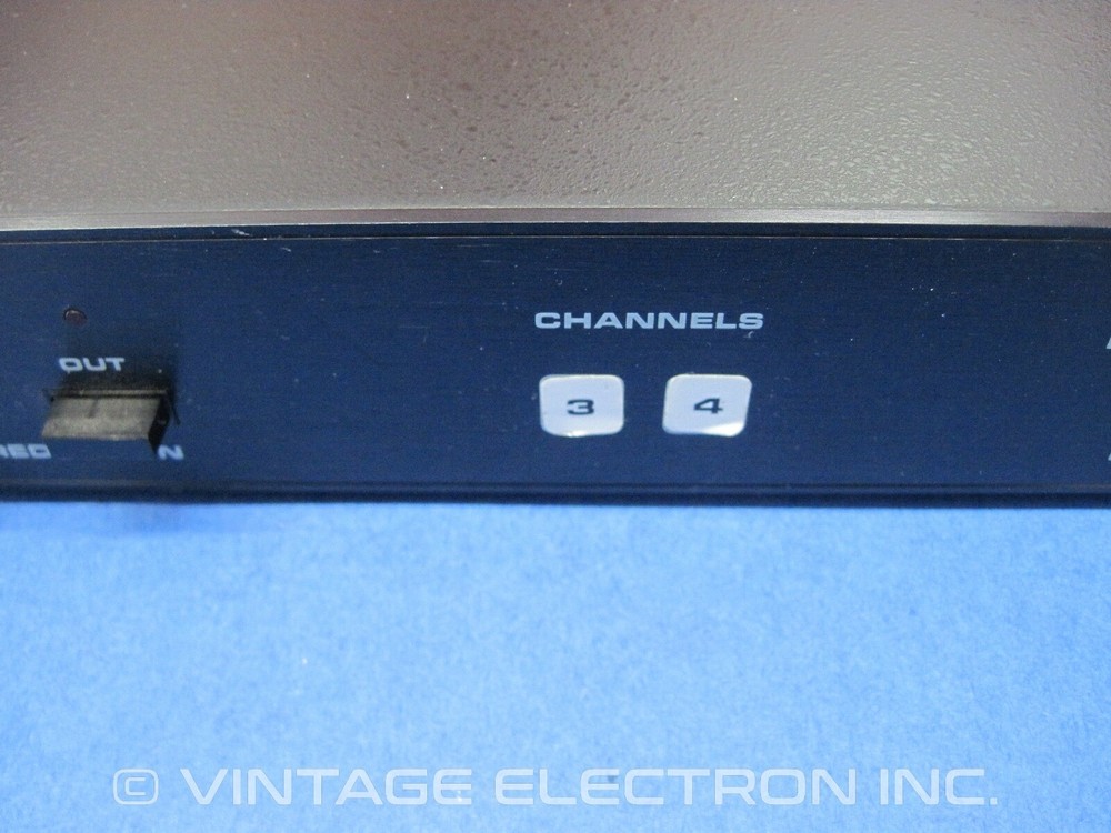 dbx 150 Type I Noise Reduction System - Audio Processor for Tape etc. (w/MANUAL)