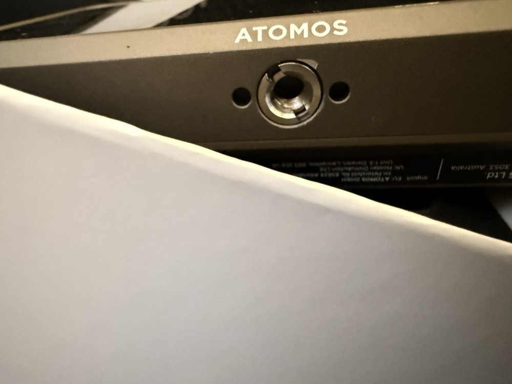 Atomos Ninja Ultra 5.2” Plus Atomos Connect
