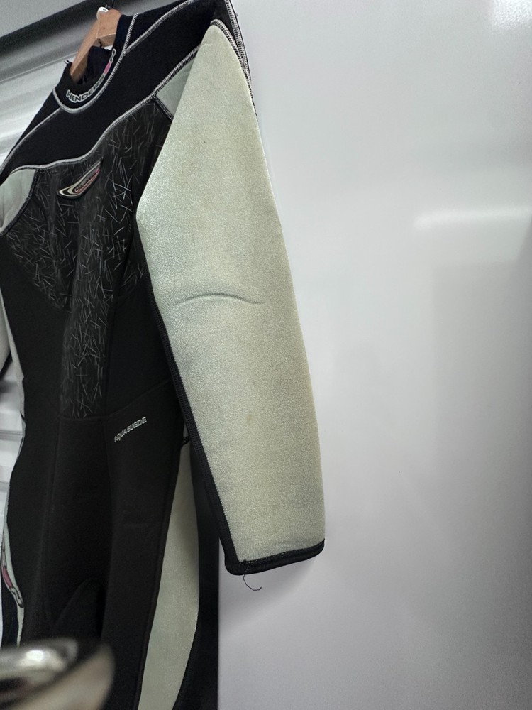 henderson hyperstrectch 8 short wetsuit women