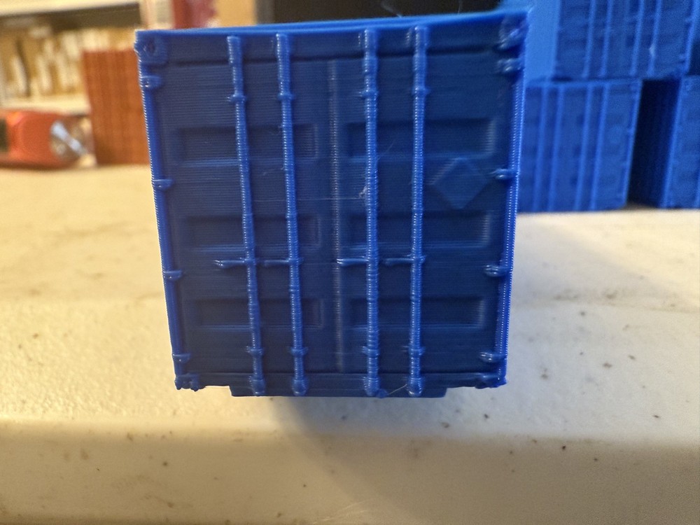 6 Ho Scale 40 Ft Shipping Container