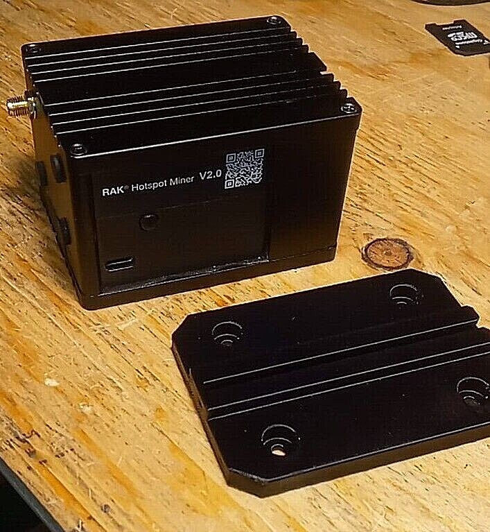 RAK Hotspot Helium v2 (Easy elevation gain!) Hidden screwless window-wall mount