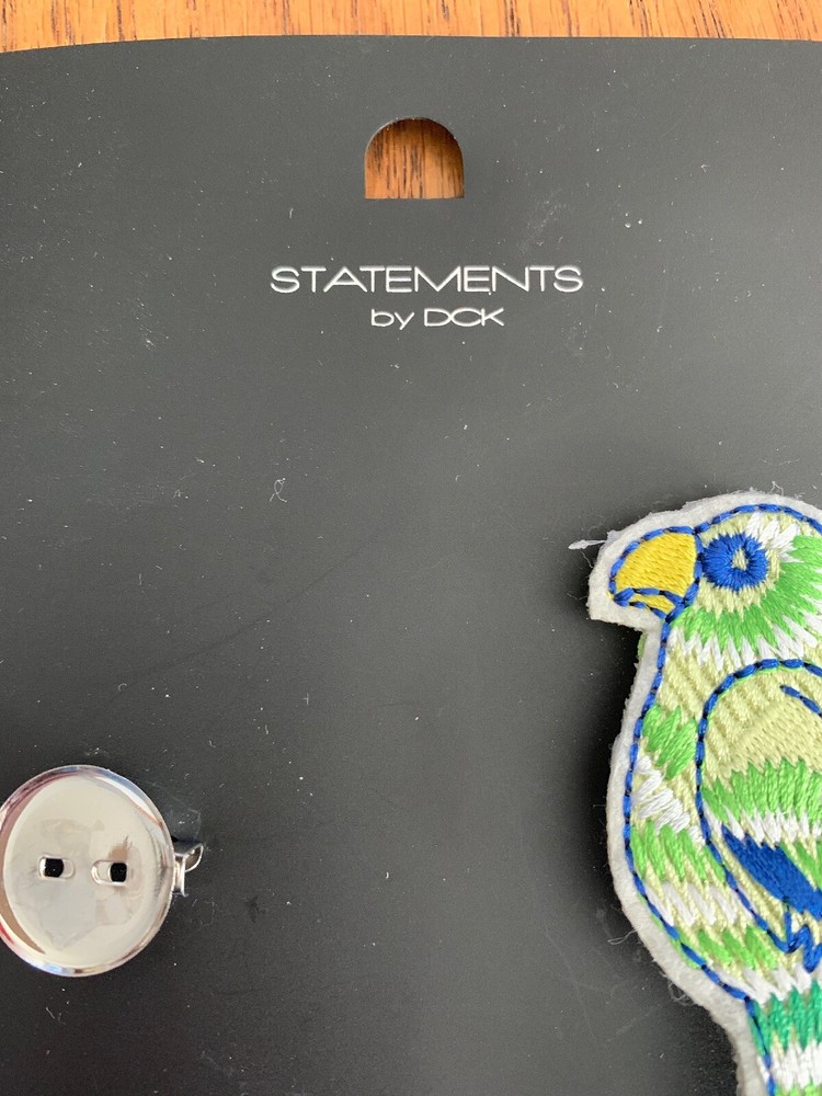 1 Piece Statements By Dock Pins