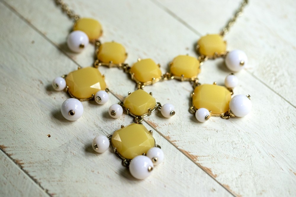 Yellow Vintage Mod Style, Chunky Necklace