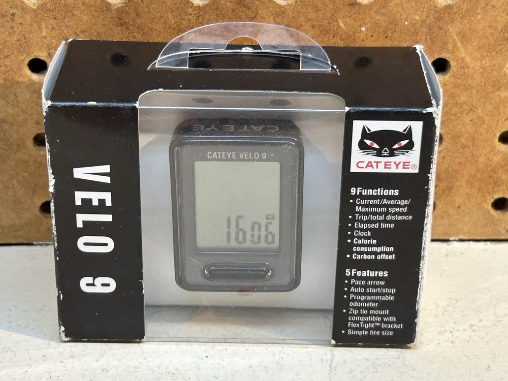 CatEye Velo 9 CC-VL820 Bicycle Computer Wired 9 Function Calorie Consumption