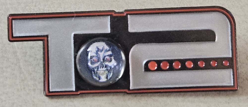 UNIVERSAL STUDIOS ORLANDO TERMINATOR T-2 PIN LE 500