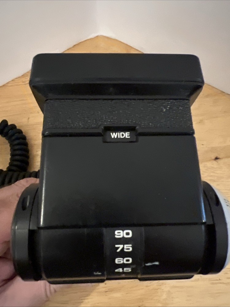 Vintage Vivitar Zoom Thyristor 285 Flash - Powers On - Untested