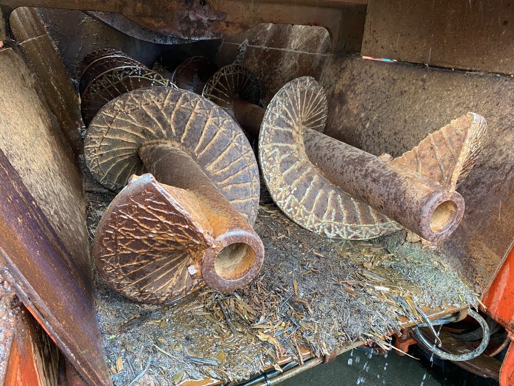 2000 Morbark 1300 Tub Grinder (READ DESCRIPTION)